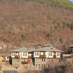 Leshtenski Perli Affittacamere 3*
