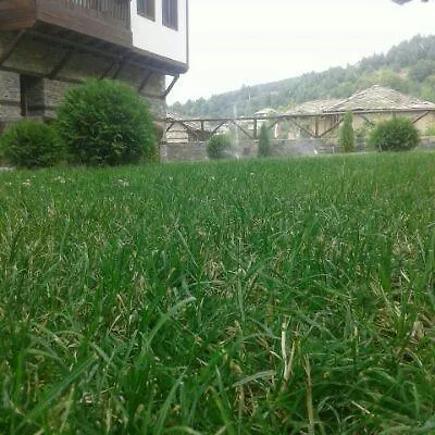 Casa de hóspedes Leshtenski Perli Leshten