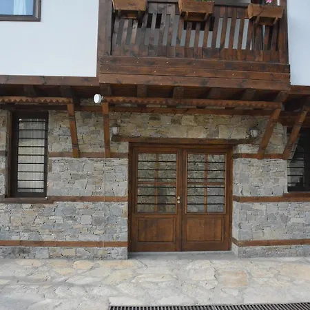 Casa de hóspedes Leshtenski Perli Leshten