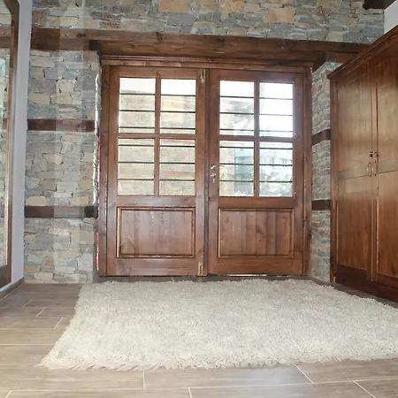 Penzion Leshtenski Perli