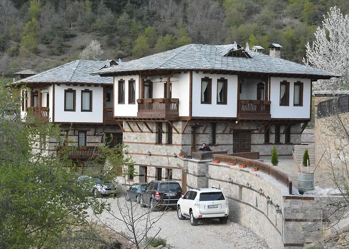 Къща за гости Leshtenski Perli Лещен