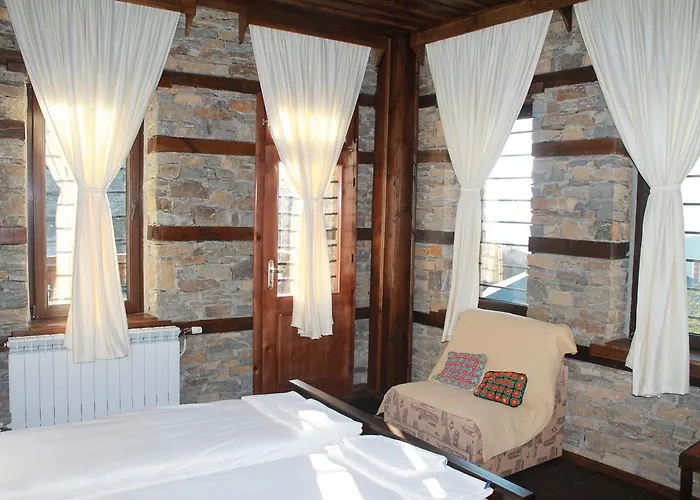 Къща за гости Leshtenski Perli Лещен